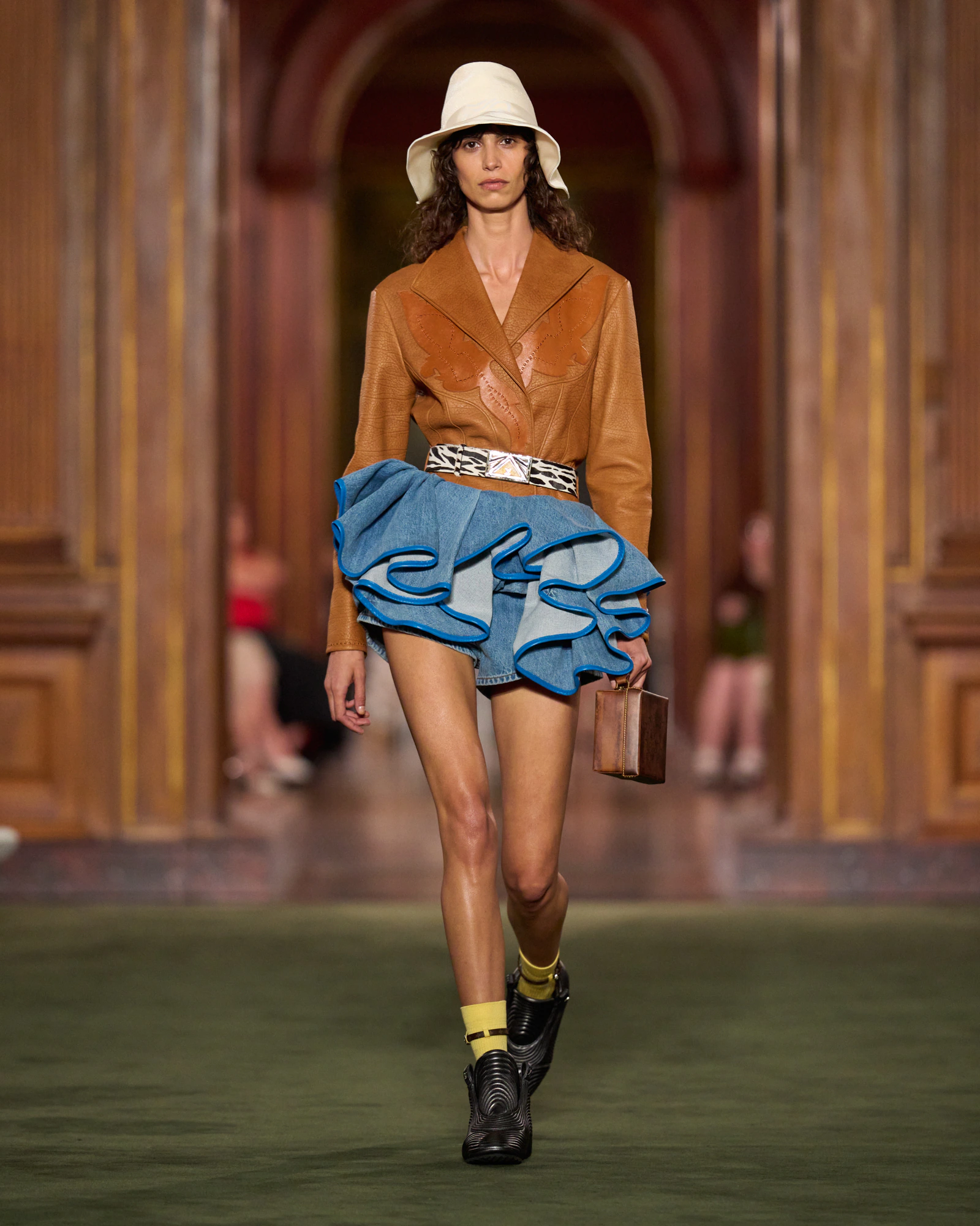 Louis Vuitton 2027 look 5
