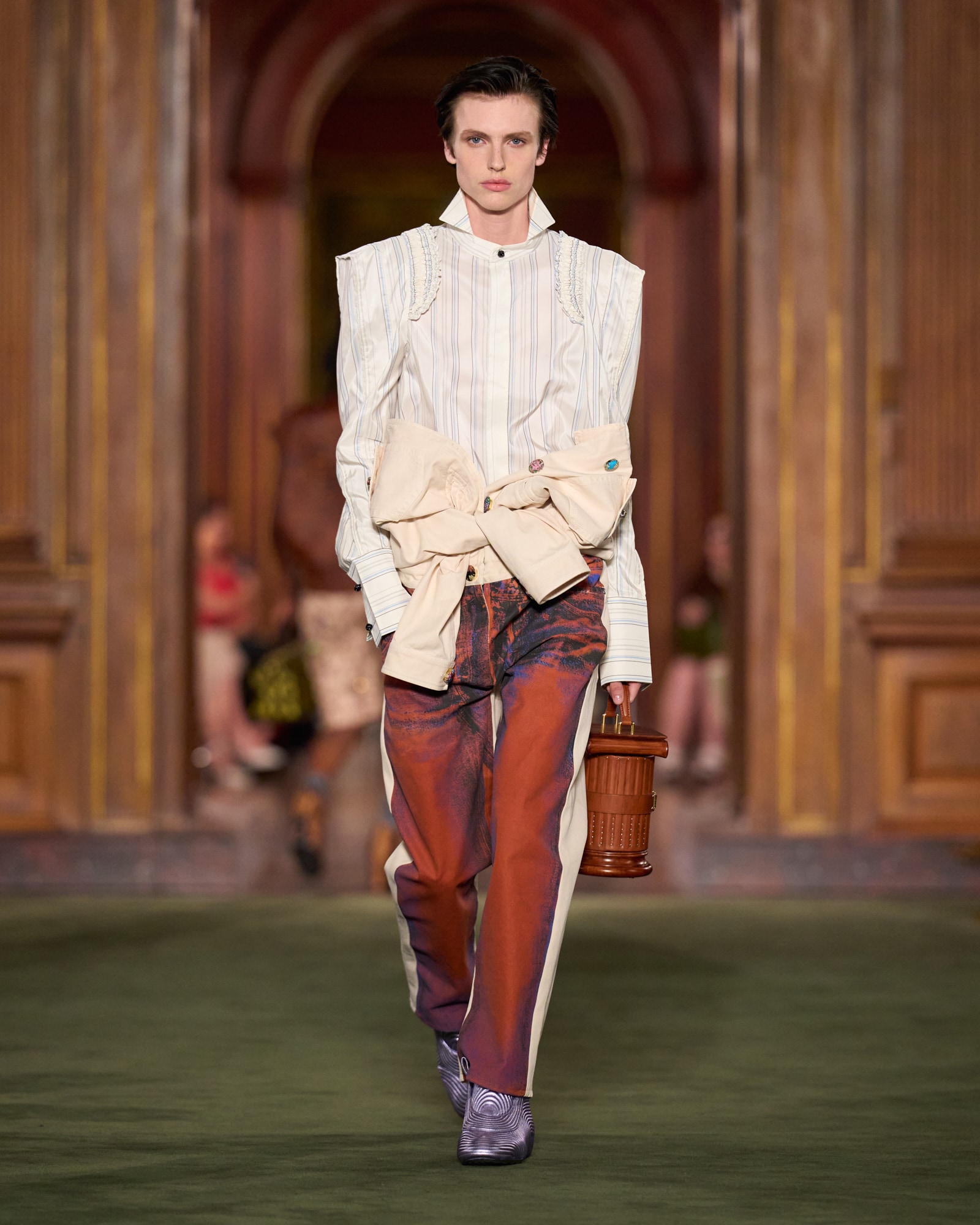 Louis Vuitton 2027 look 9