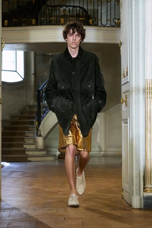 Dior Men: рейв-культура и пайеточный деним — кадр 4