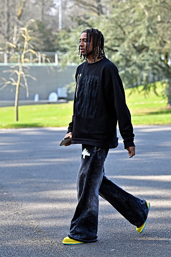 Майкл Олисе в образе для Highsnobiety